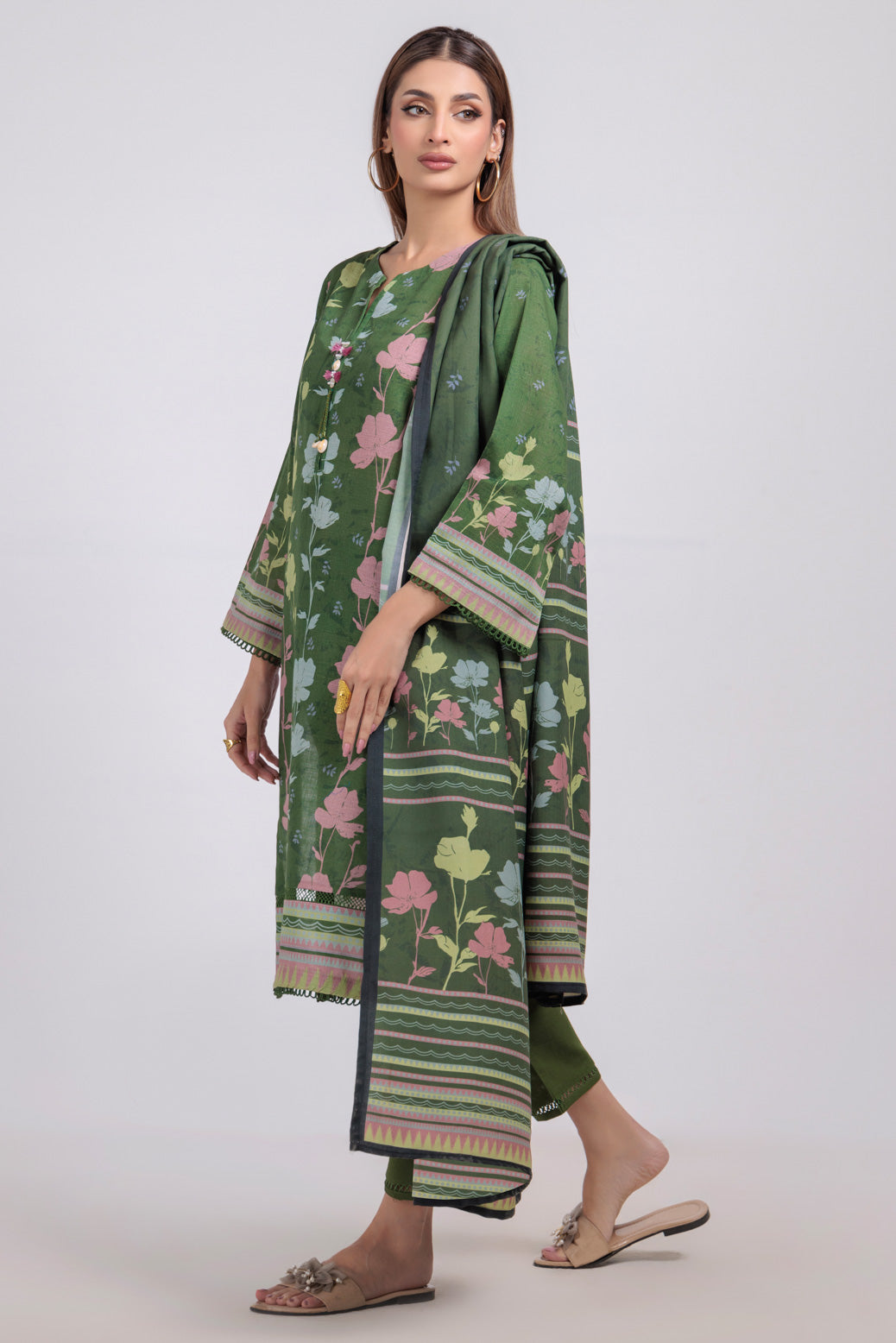 Bonanza Satrangi | Green Khaddar 3 Piece (WS1243P08) 14 Green