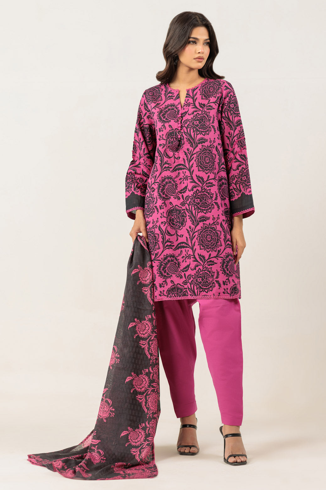 Bonanza Satrangi | Pink Khaddar 3 Piece (WS2243P25) 10 Pink