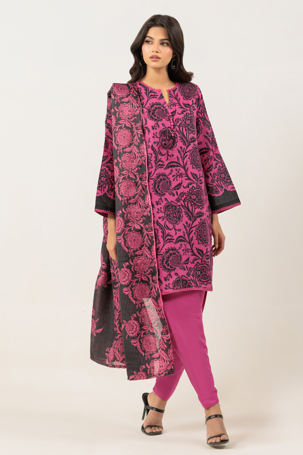 Bonanza Satrangi | Pink Khaddar 3 Piece (WS2243P25) 8 Pink
