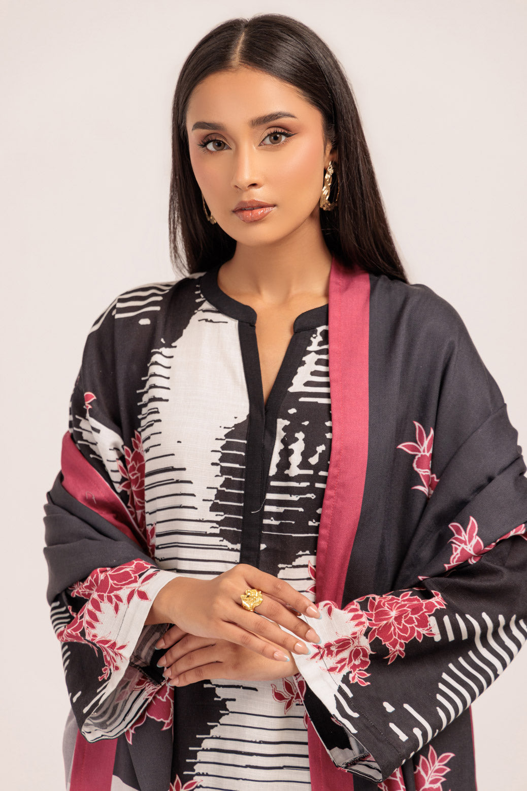 Bonanza Satrangi | Black Khaddar 3 Piece (WS2243P26) 14 Black