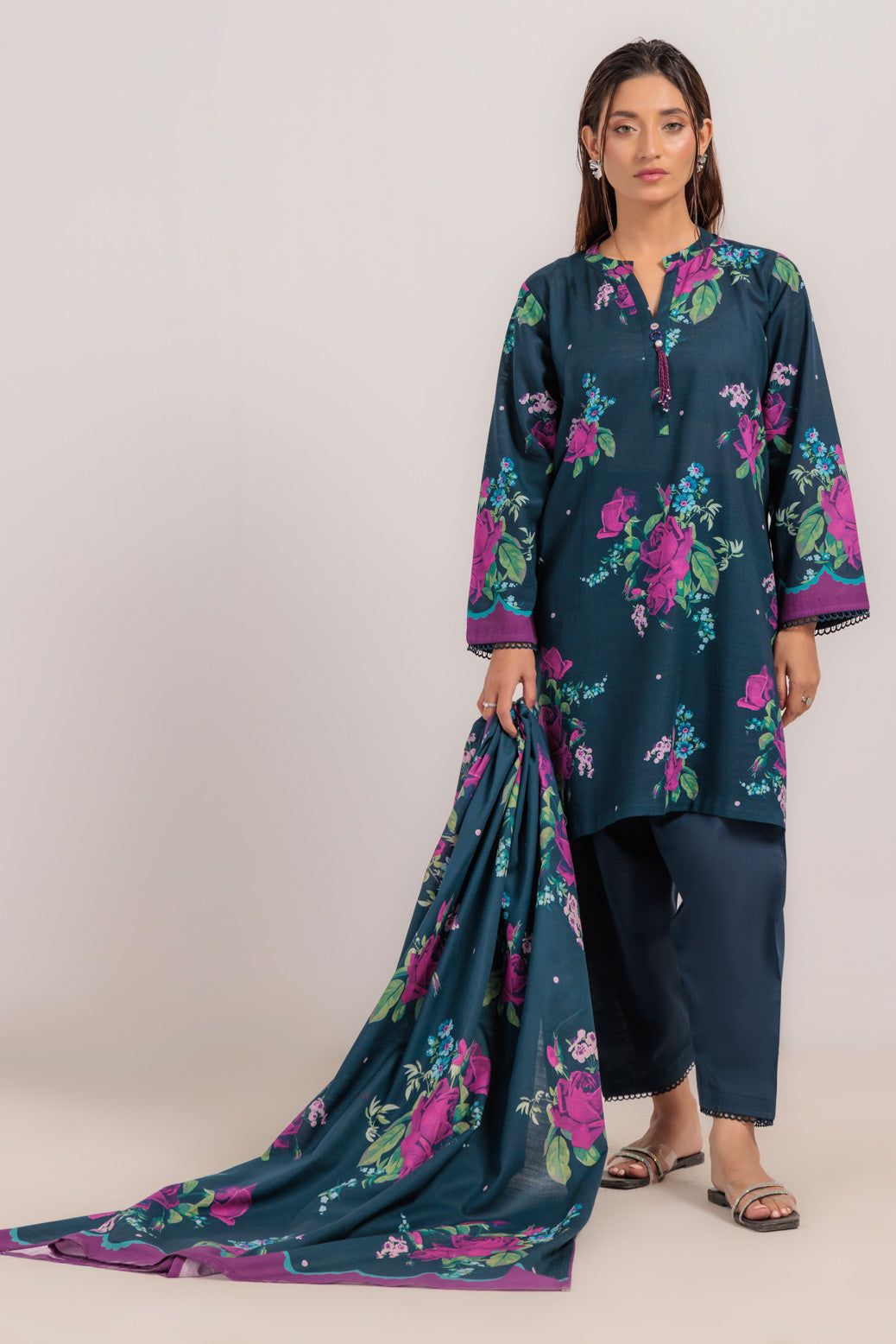 Bonanza Satrangi | D Blue Khaddar 3 Piece (WS2243P31) 8 Blue