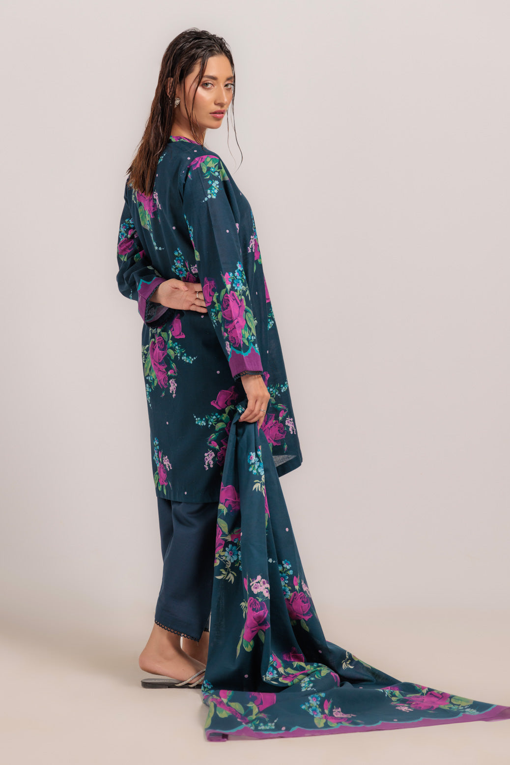 Bonanza Satrangi | D Blue Khaddar 3 Piece (WS2243P31) 16 Blue