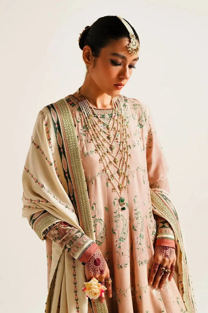 Zara ShahJahan | Winter Shawl 23 | WS23-D2 - Pakistani Designer Dress - by Zara Shahjahan | Type: Luxury - 100% Original at Saira Sultan