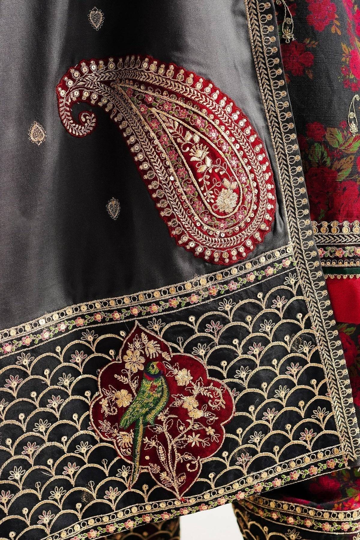 Zara ShahJahan | Winter Shawl 23 | WS23-D3 - Pakistani Designer Dress - by Zara Sahjahan | Type: Luxury - 100% Original at Saira Sultan