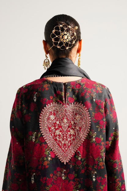 Zara ShahJahan | Winter Shawl 23 | WS23-D3 - Pakistani Designer Dress - by Zara Sahjahan | Type: Luxury - 100% Original at Saira Sultan