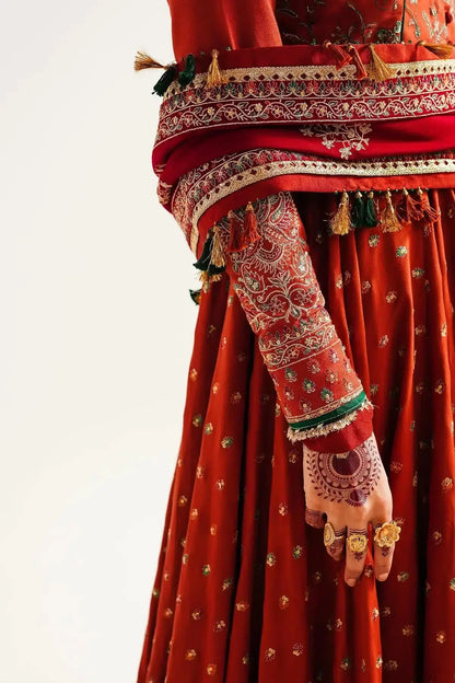 Zara ShahJahan | Winter Shawl 23 | WS23-D4 - Pakistani Designer Dress - by Zara Shahjahan | Type: Luxury - 100% Original at Saira Sultan