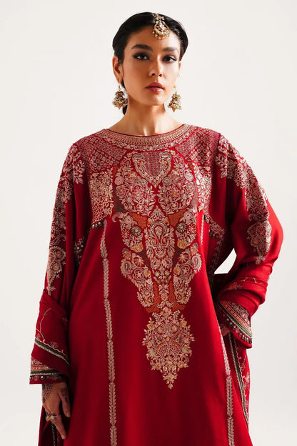 Zara ShahJahan | Winter Shawl 23 | WS23-D8 - Pakistani Designer Dress - by Zara Shahjahan | Type: Luxury - 100% Original at Saira Sultan