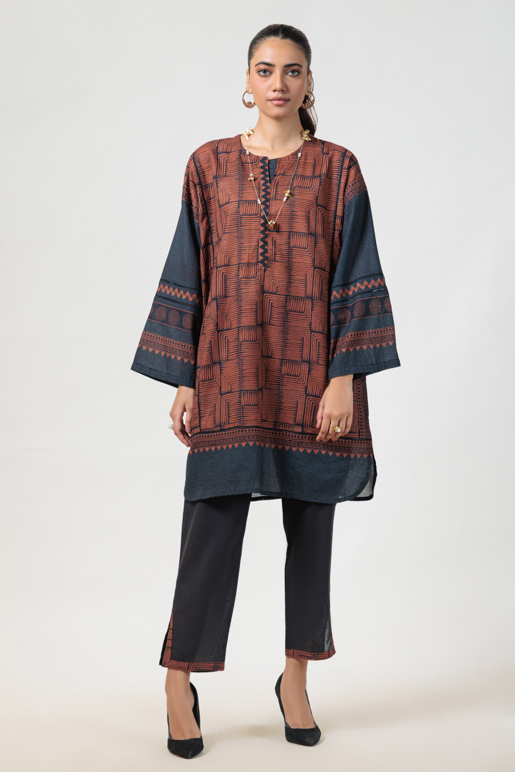Bonanza Satrangi | Brown Khaddar 2 Piece (WS6242P07) 8 Brown