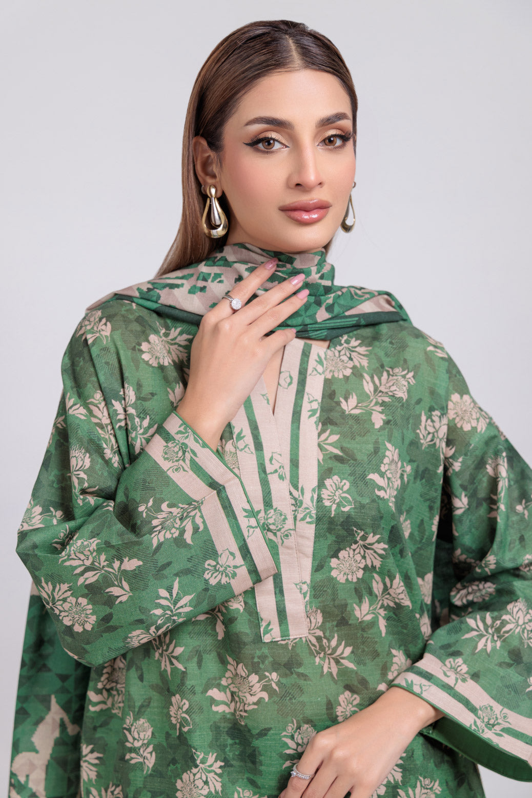 Bonanza Satrangi | Green Khaddar 3 Piece (WS6243P90) 12 Green