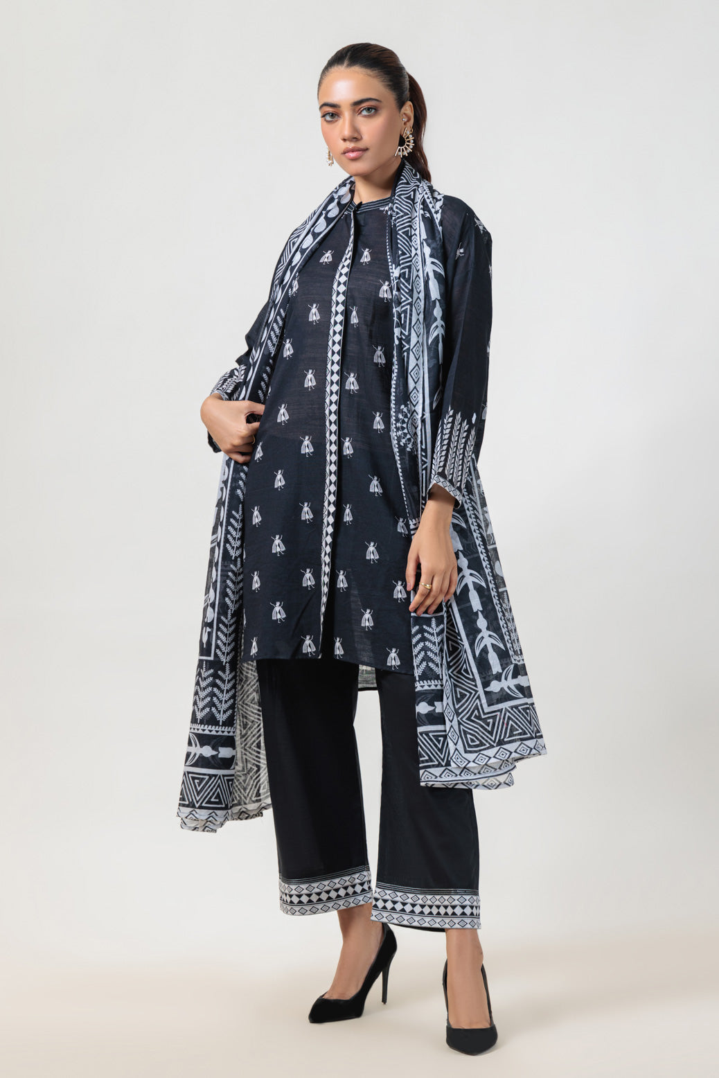 Bonanza Satrangi | Black Cambric 3 Piece (WS7243P12) 12 Black