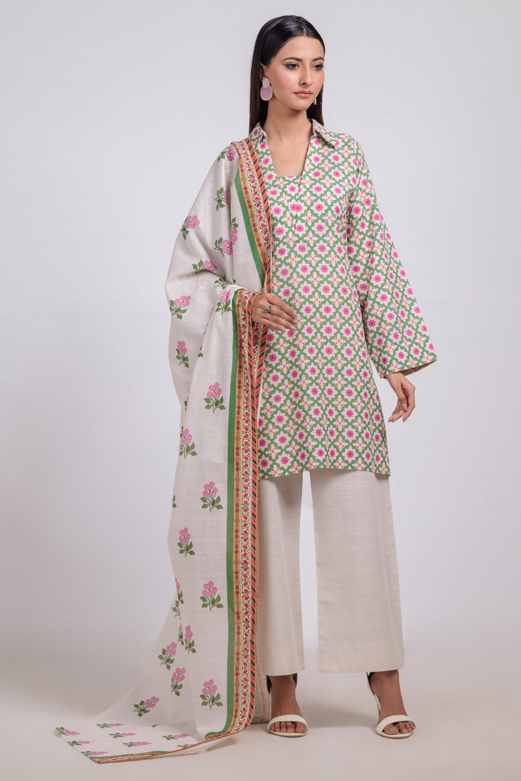 Bonanza Satrangi | Beige Khaddar 3 Piece (WS7243P29) 8 Beige