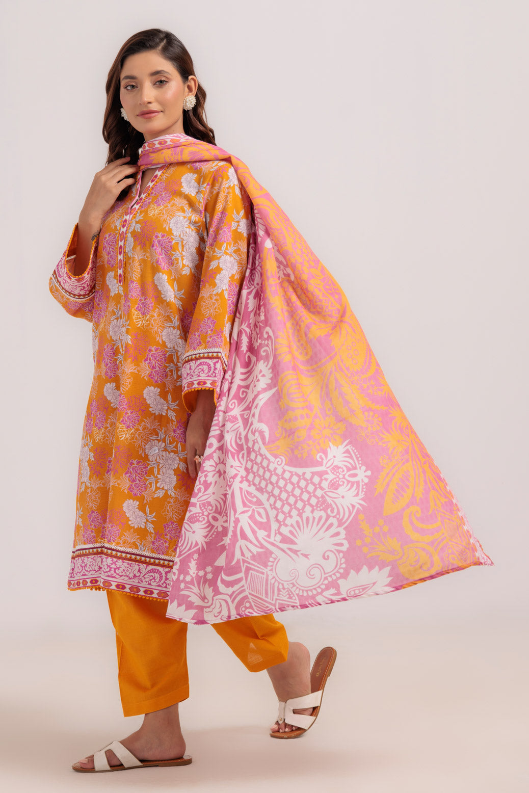 Bonanza Satrangi | Orange Khaddar 3 Piece (WS7243P35) 12 Orange