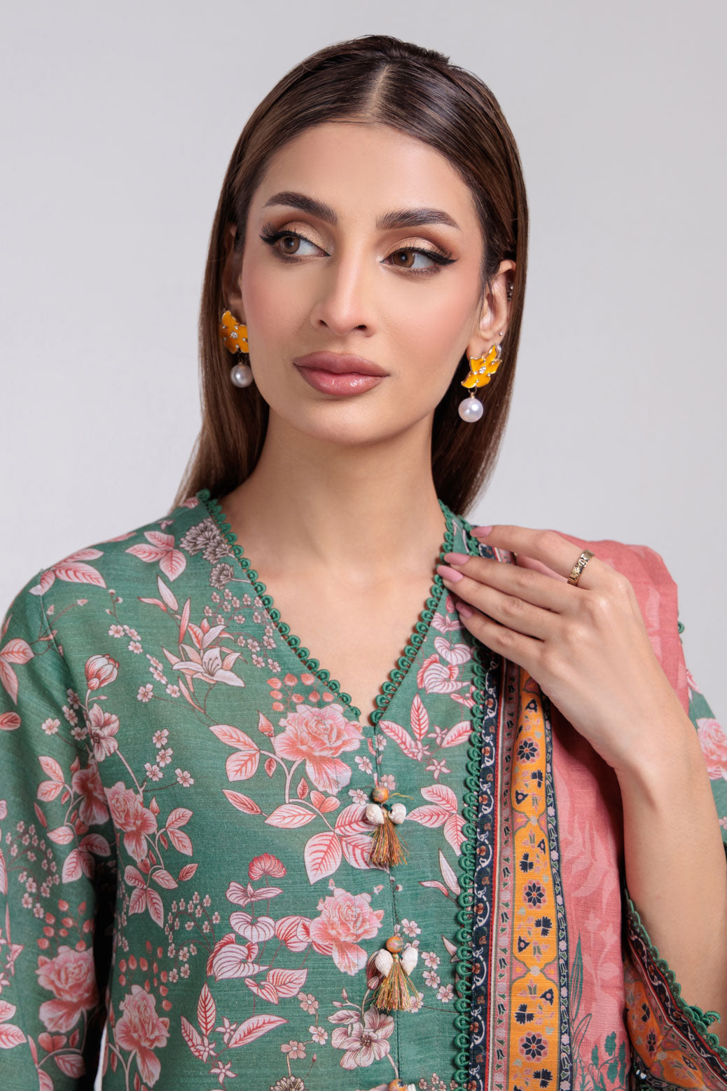 Bonanza Satrangi | Green Khaddar 3 Piece (WS7243P43) 10 Green