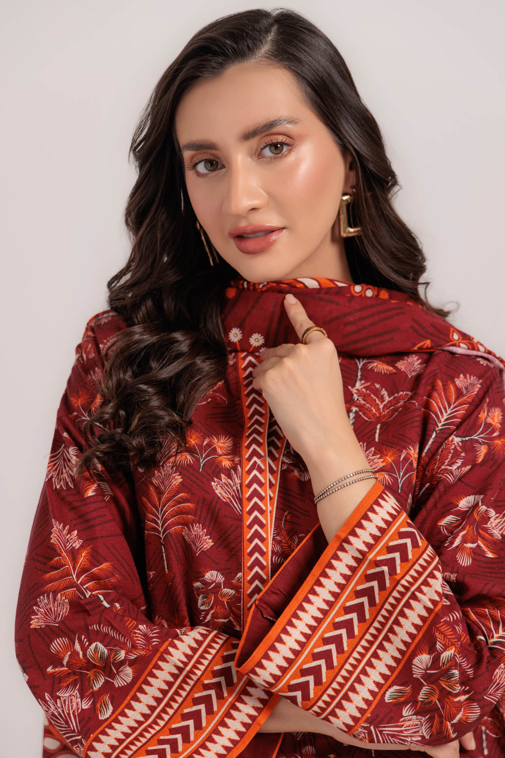 Bonanza Satrangi | Red Khaddar 3 Piece (WS7243P49) 16 Red