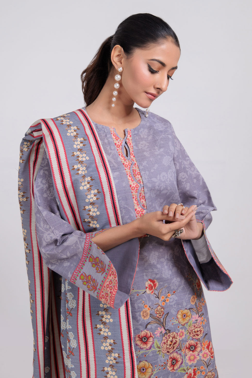 Bonanza Satrangi | Grey Khaddar 3 Piece (WS7243P54) 10 Grey