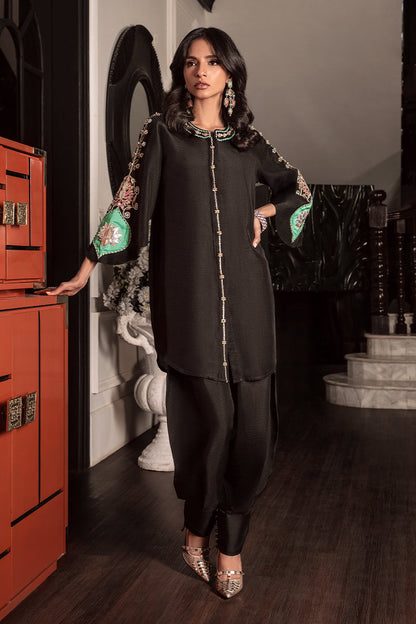 Wardha Saleem | Zimal Silk Edit | Evania - Pakistani Designer Dress - by Wardha Saleem - Type : Ladies Clothes - 100% Original at Saira Sultan