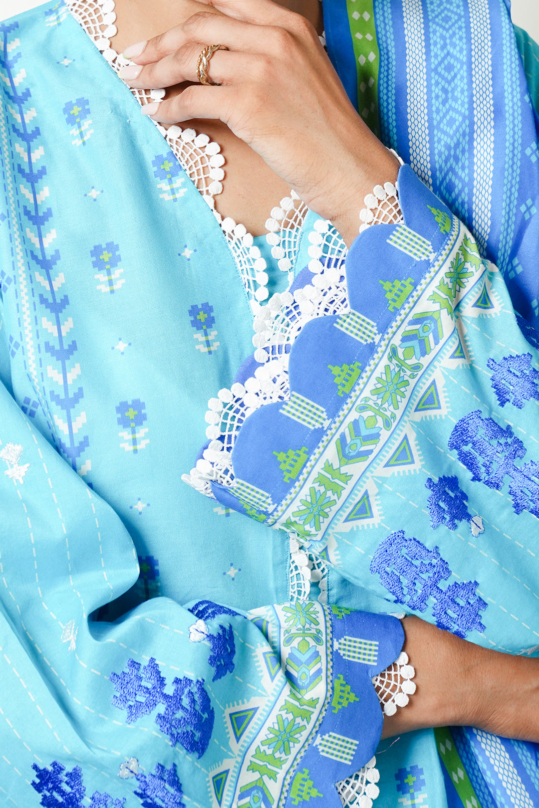 Zellbury | Unstitched 2 Piece Cambric | Embroidered Shirt Dupatta - 0028