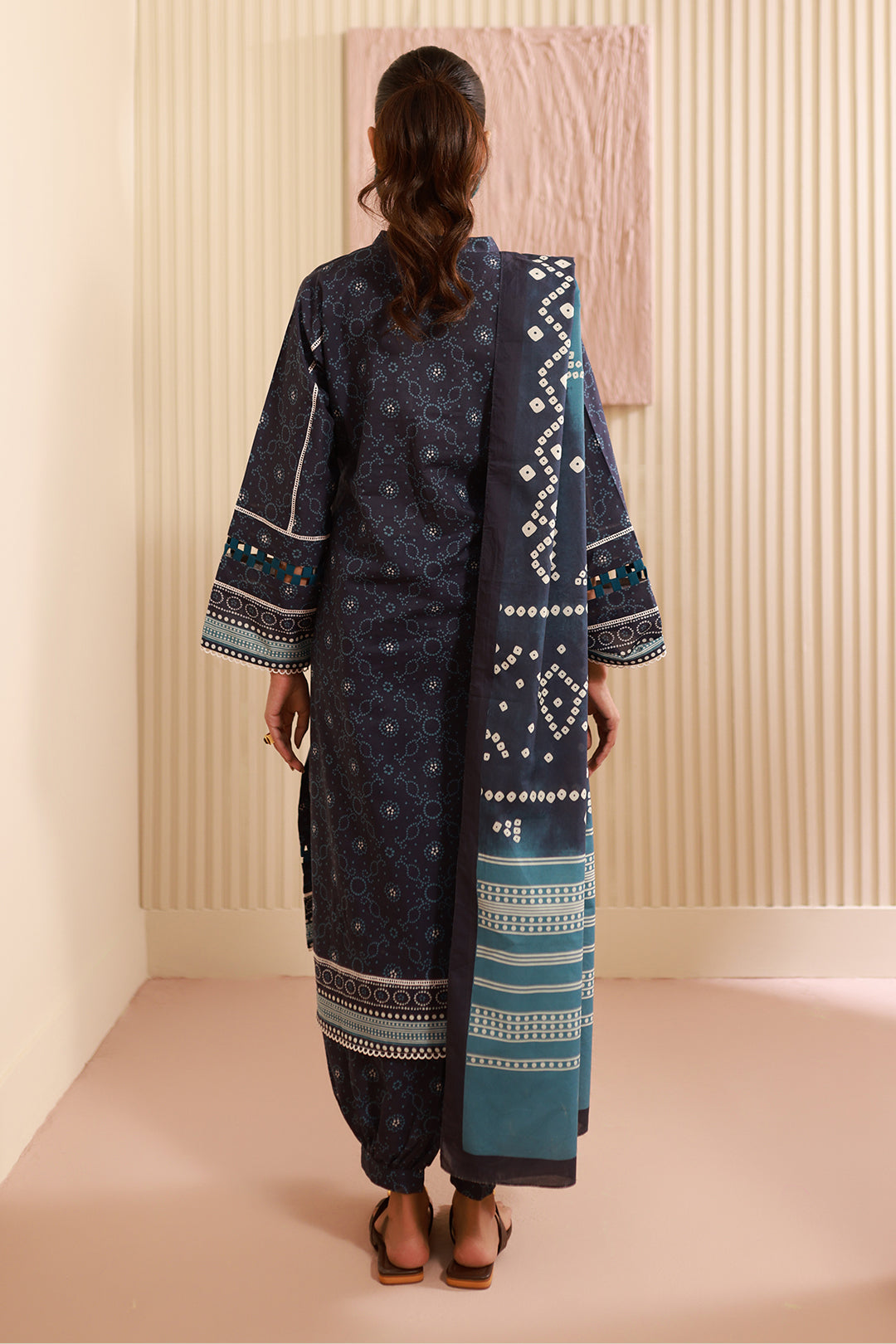Zellbury | Unstitched 3 Piece Cambric | Shirt Shalwar Dupatta - 0642