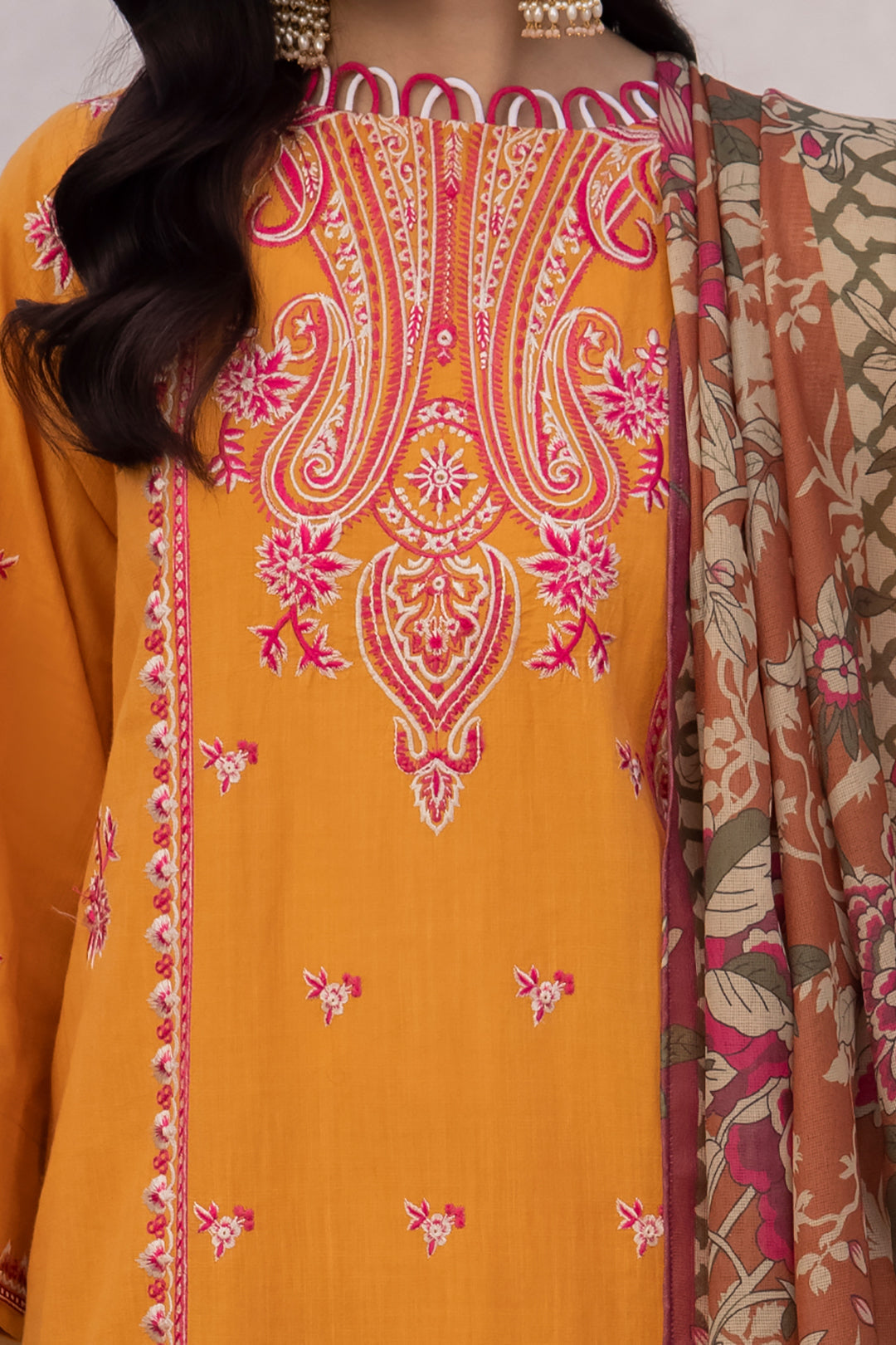 Zellbury | Unstitched 3 Piece Cambric | Embroidered Shirt Shalwar Dupatta - 1142