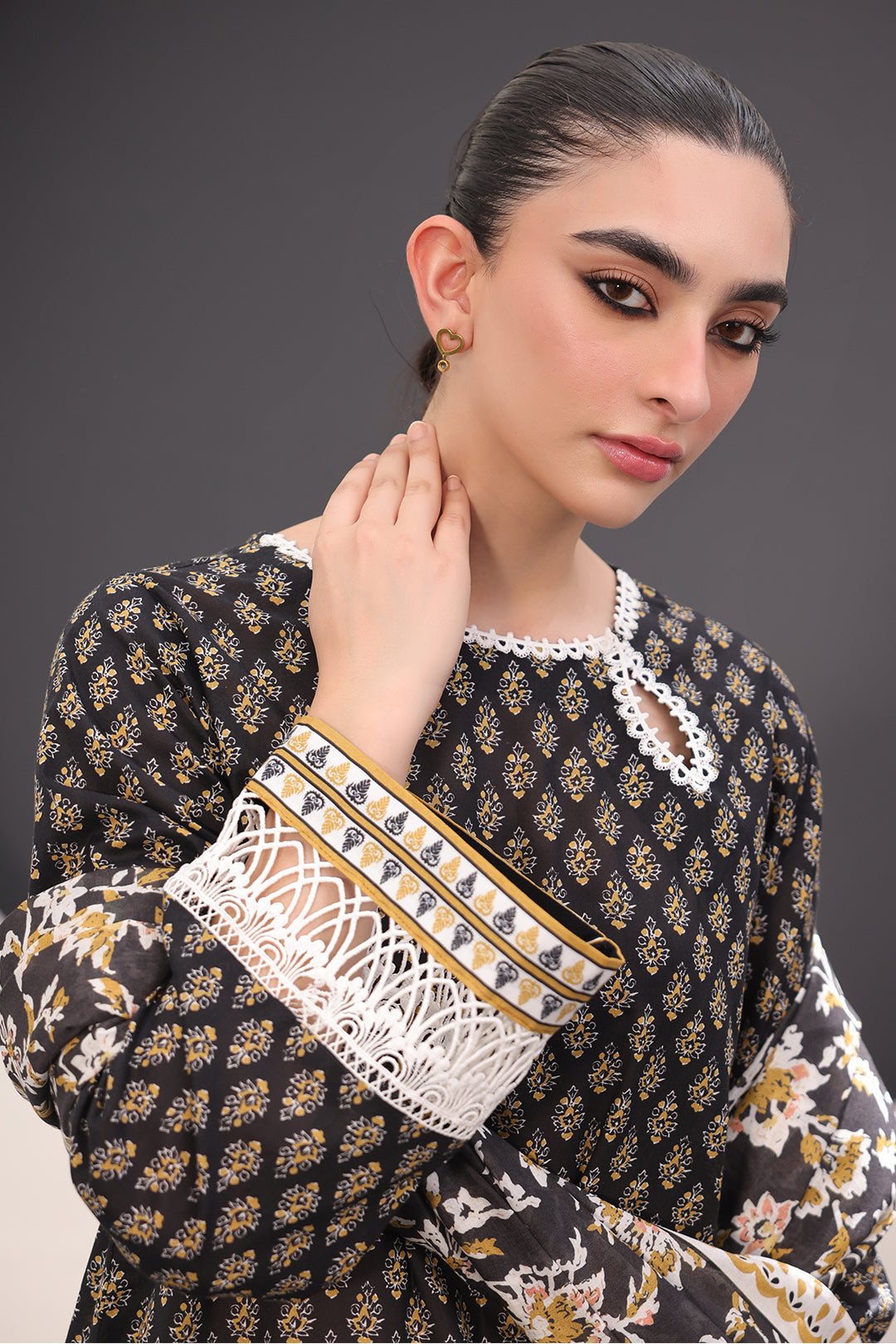 Zellbury | Unstitched 3 Piece Lawn | Shirt Shalwar Dupatta - 1515