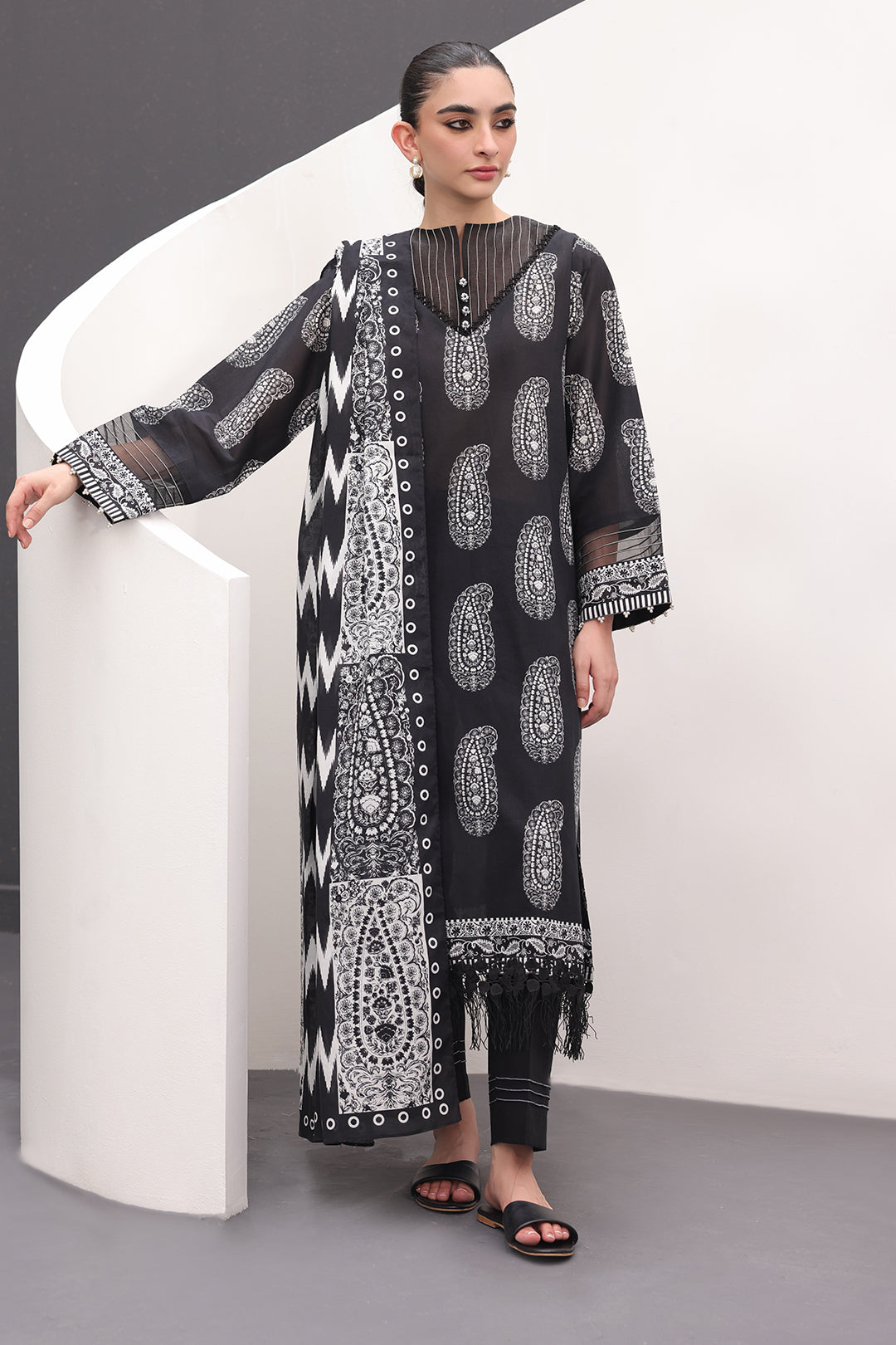 Zellbury | Unstitched 3 Piece Lawn | Shirt Shalwar Dupatta - 1525