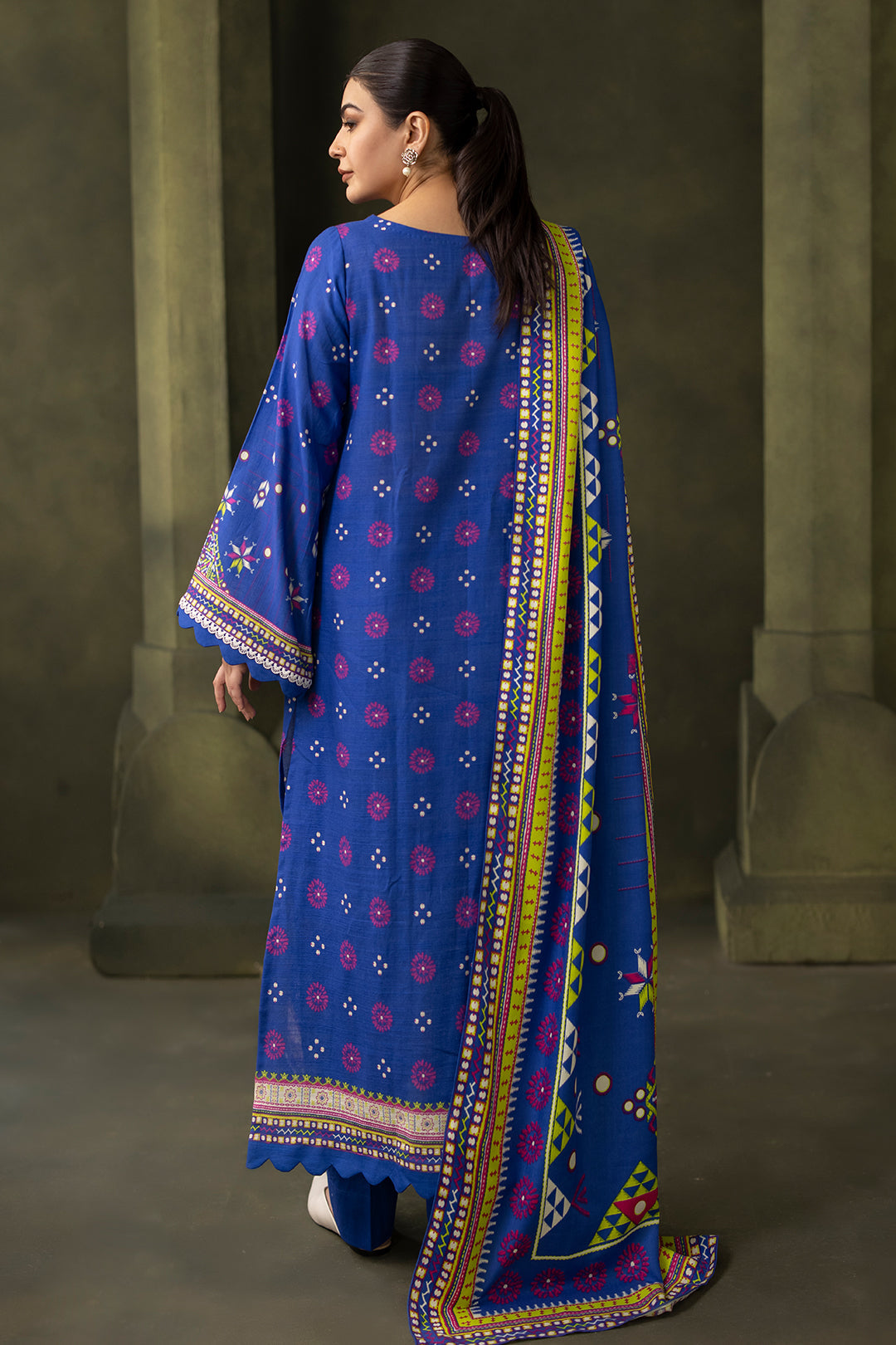 Zellbury | Unstitched 2 Piece Khaddar | Embroidered Shirt Dupatta - 0180