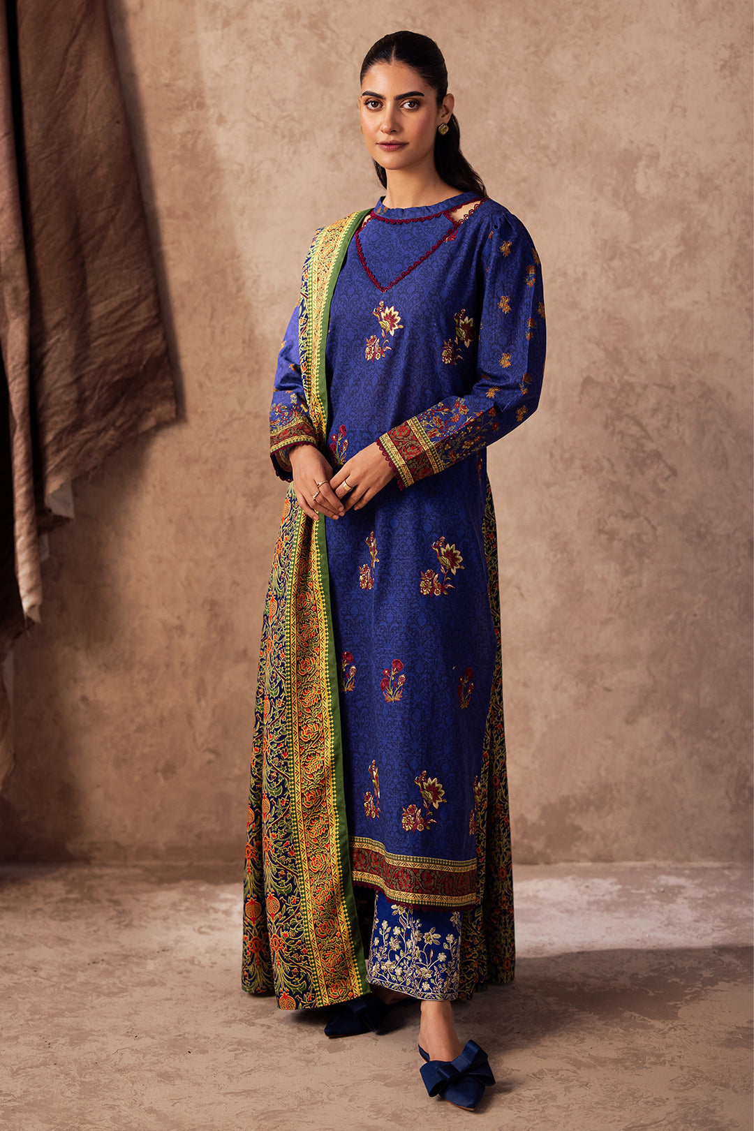 Zellbury | Unstitched 3 Piece Khaddar | Embroidered Shirt Shalwar Dupatta - 0221