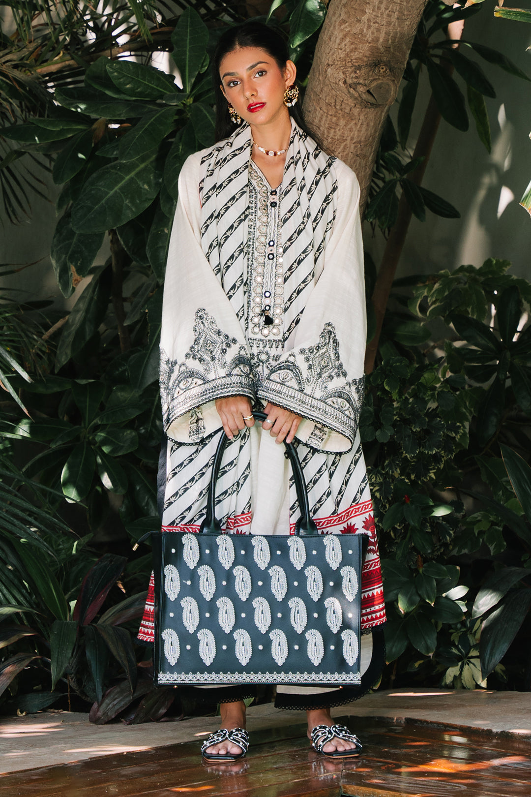 Zellbury | Unstitched 3 Piece Khaddar | Embroidered Shirt Shalwar Dupatta - 0239
