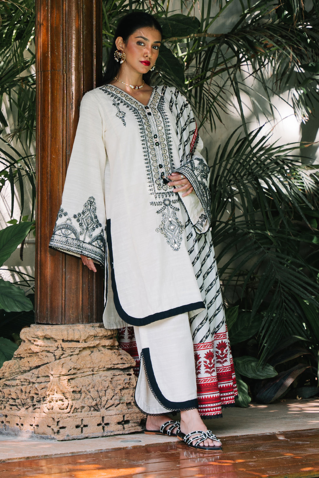 Zellbury | Unstitched 3 Piece Khaddar | Embroidered Shirt Shalwar Dupatta - 0239