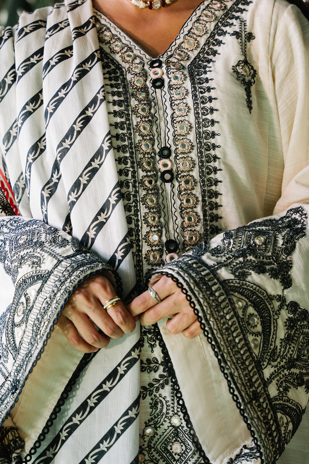 Zellbury | Unstitched 3 Piece Khaddar | Embroidered Shirt Shalwar Dupatta - 0239