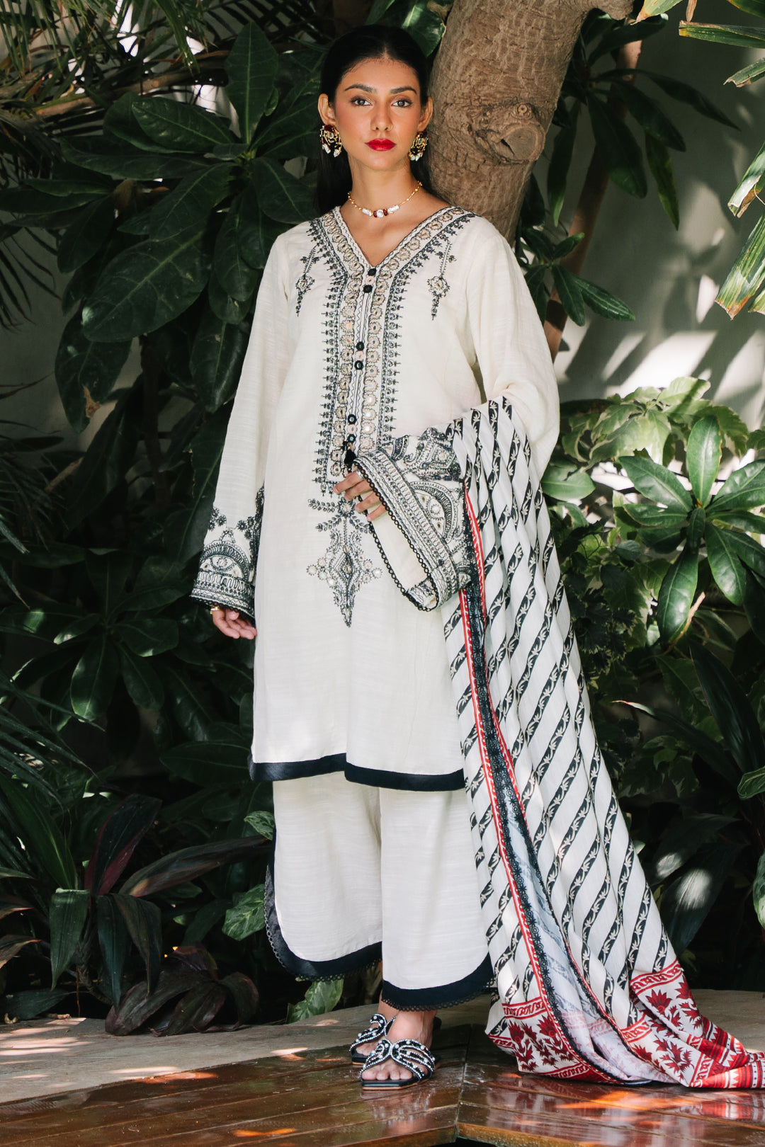 Zellbury | Unstitched 3 Piece Khaddar | Embroidered Shirt Shalwar Dupatta - 0239