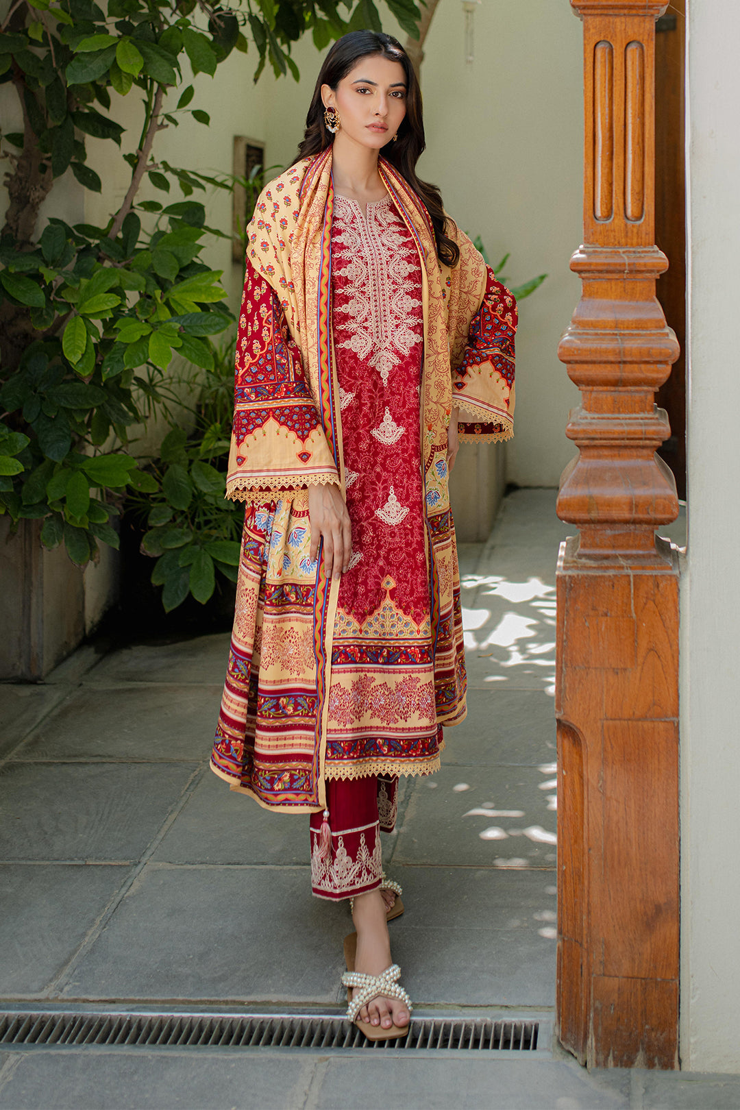 Zellbury | Unstitched 3 Piece Khaddar | Embroidered Shirt Shalwar Dupatta - 0309