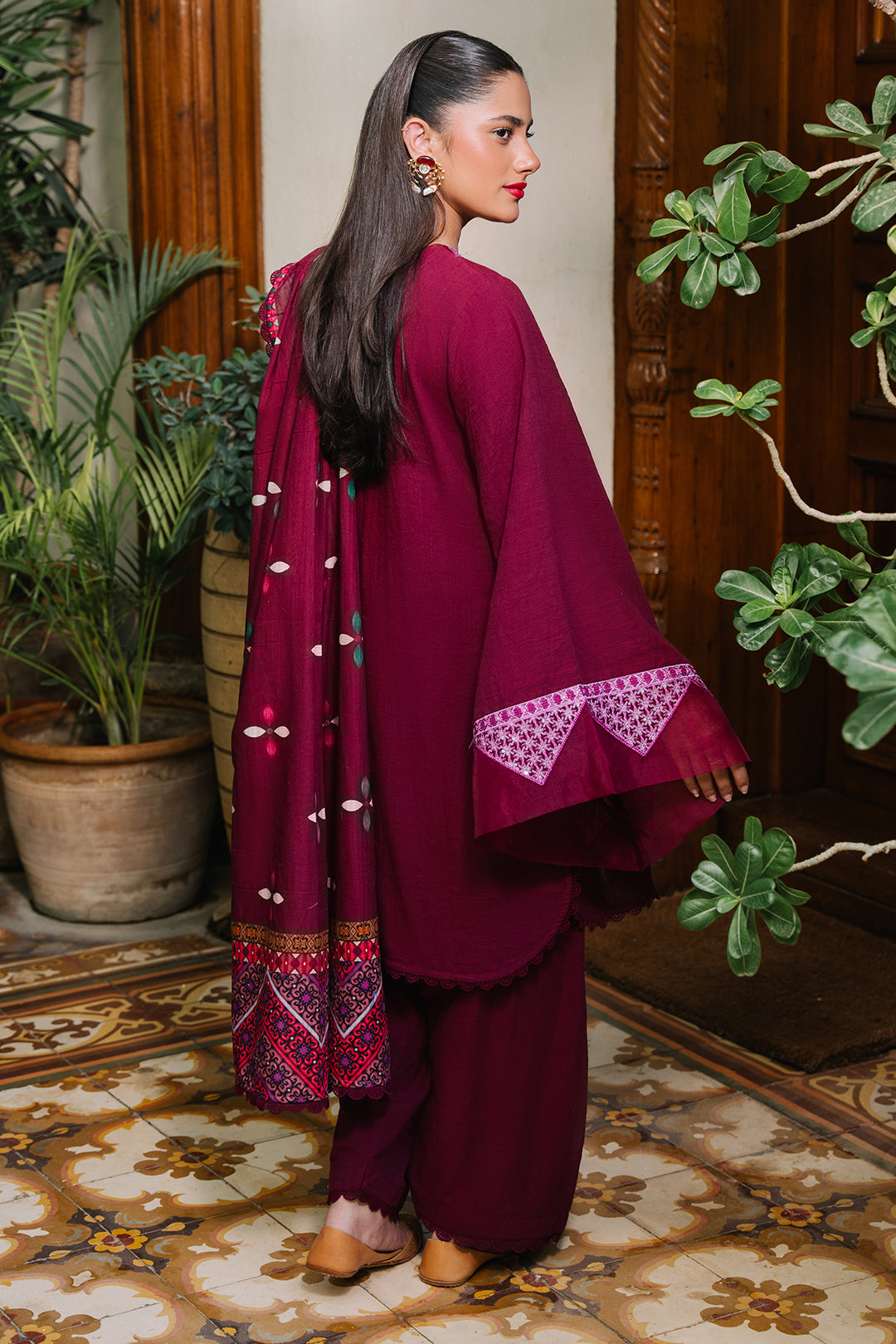 Zellbury | Unstitched 3 Piece Khaddar | Embroidered Shirt Shalwar Dupatta - 0319