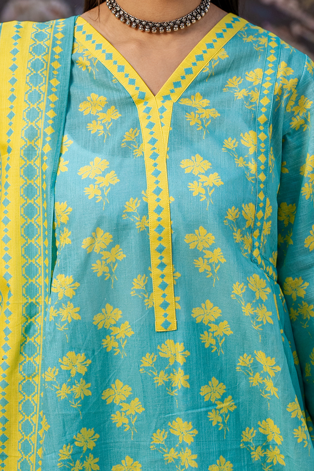 Zellbury | Unstitched 3 Piece Khaddar | Shirt Shalwar Dupatta - 0370