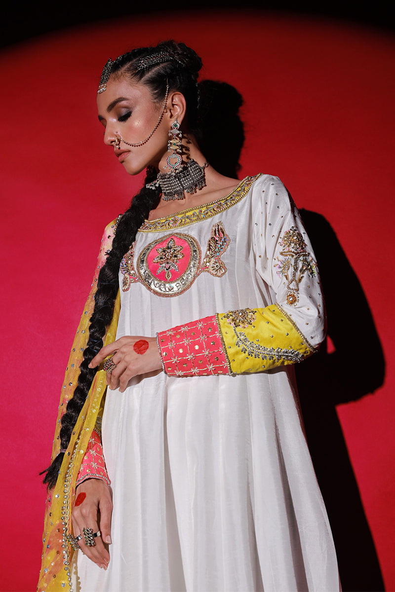 Wardha Saleem | Meeram Festive Formals | Nur M White Korean Raw Silk