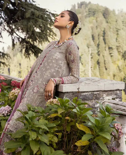 Xenia Formals | Zahra Luxury Formals 23 | Taif - Pakistani Designer Dress - by Xenia Formals | Type: Formal - 100% Original at Saira Sultan