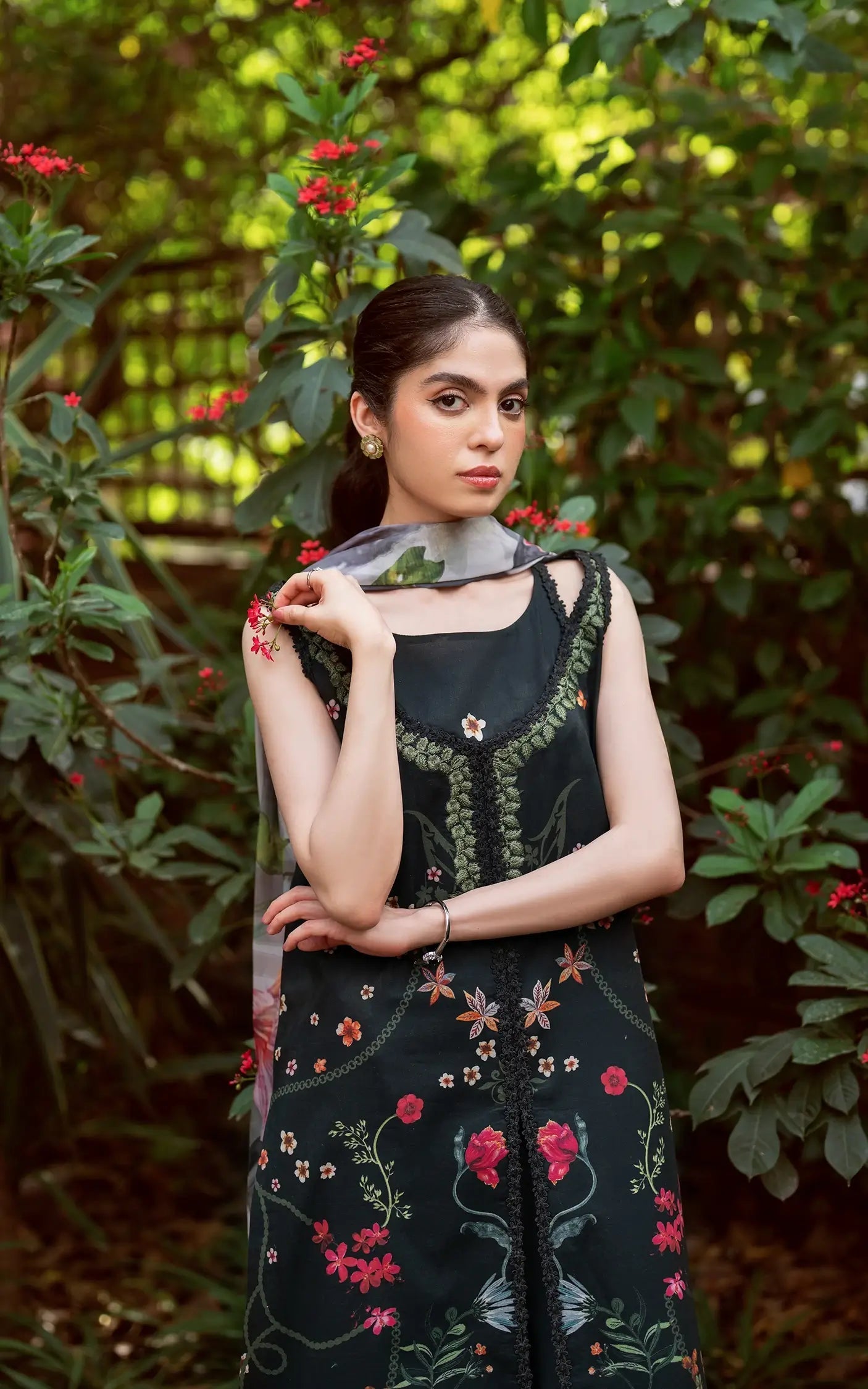 Asifa and Nabeel | Yakin Summer 25 | Elysian-(YKL25-11) Mid Green M Lawn