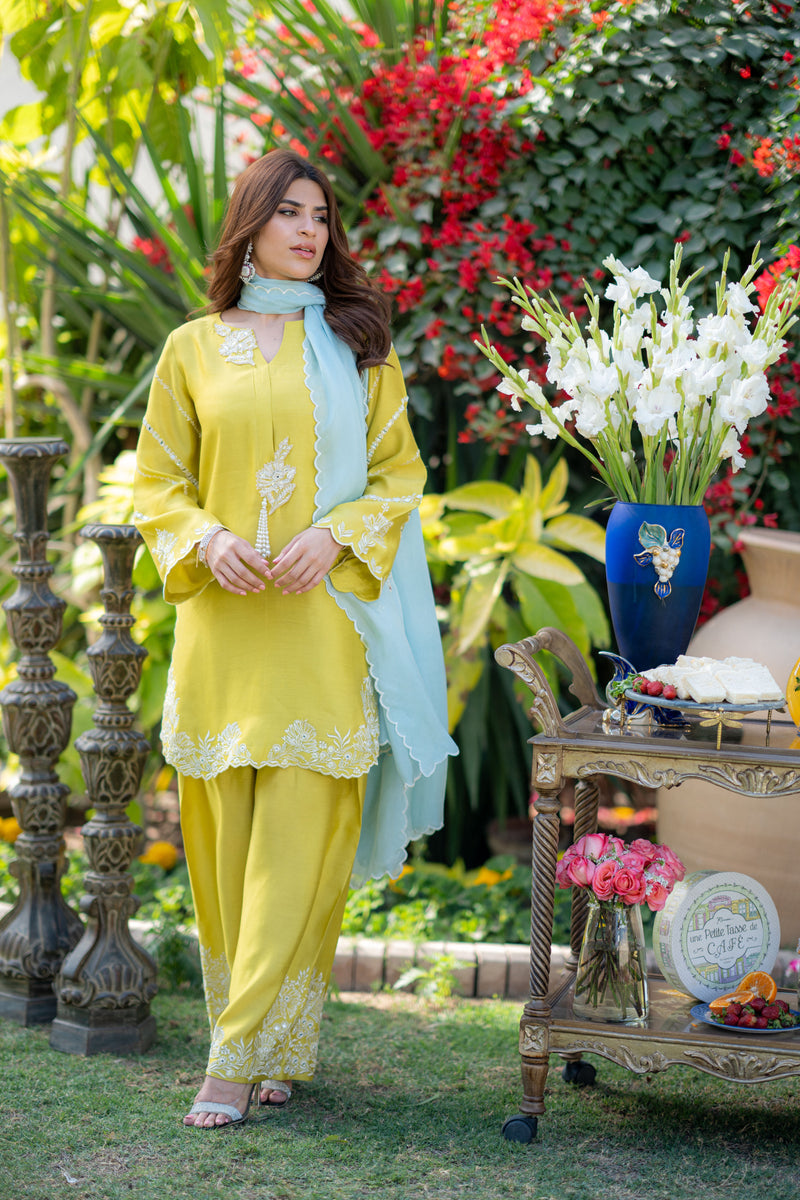 Wahaj M Khan | Pari Collection | Yellow Sheesha Pari Outfit - Pakistani Designer Dress - by Wahaj M Khan - Type : Ladies Clothes - 100% Original at Saira Sultan