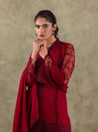 Zainab Chottani | Eid Edit | HOORIYA - Pakistani Designer Dress - by Zainab Chottani | Type: Luxury - 100% Original at Saira Sultan