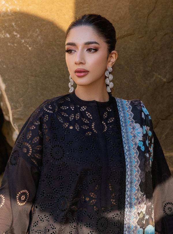 Zainab chottani | Luxury Chikankari 24 | KANZA - 5B - Pakistani Designer Dress - by Zainab Chottani | Type: Luxury - 100% Original at Saira Sultan