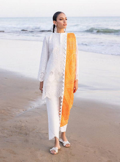 Zainab chottani | Luxury Chikankari 24 | CHUNARI - 3B - Pakistani Designer Dress - by Zainab Chottani | Type: Luxury - 100% Original at Saira Sultan