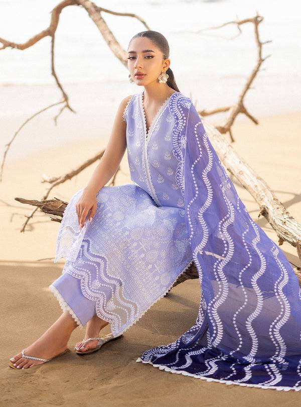 Zainab chottani | Luxury Chikankari 24 | AMYRA - 8A - Pakistani Designer Dress - by Zainab Chottani | Type: Luxury - 100% Original at Saira Sultan