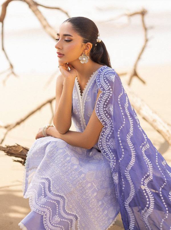 Zainab chottani | Luxury Chikankari 24 | AMYRA - 8A - Pakistani Designer Dress - by Zainab Chottani | Type: Luxury - 100% Original at Saira Sultan