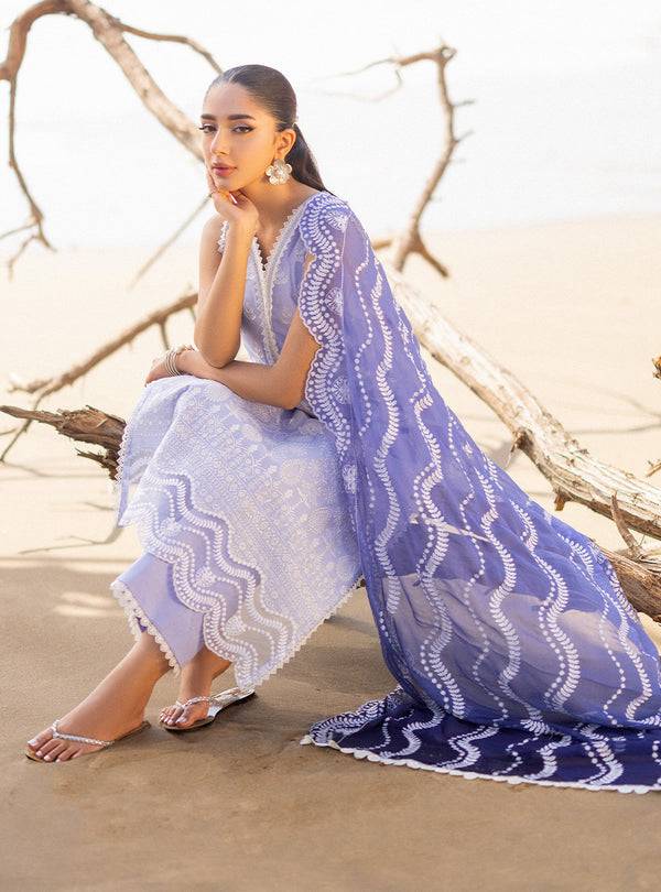 Zainab chottani | Luxury Chikankari 24 | AMYRA - 8A - Pakistani Designer Dress - by Zainab Chottani | Type: Luxury - 100% Original at Saira Sultan