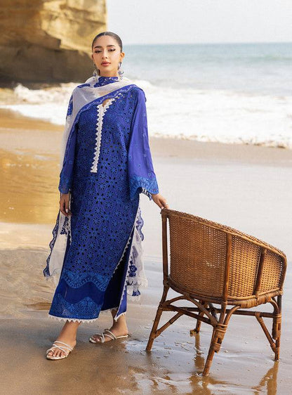 Zainab chottani | Luxury Chikankari 24 | MOTIA - 7A - Pakistani Designer Dress - by Zainab Chottani | Type: Luxury - 100% Original at Saira Sultan