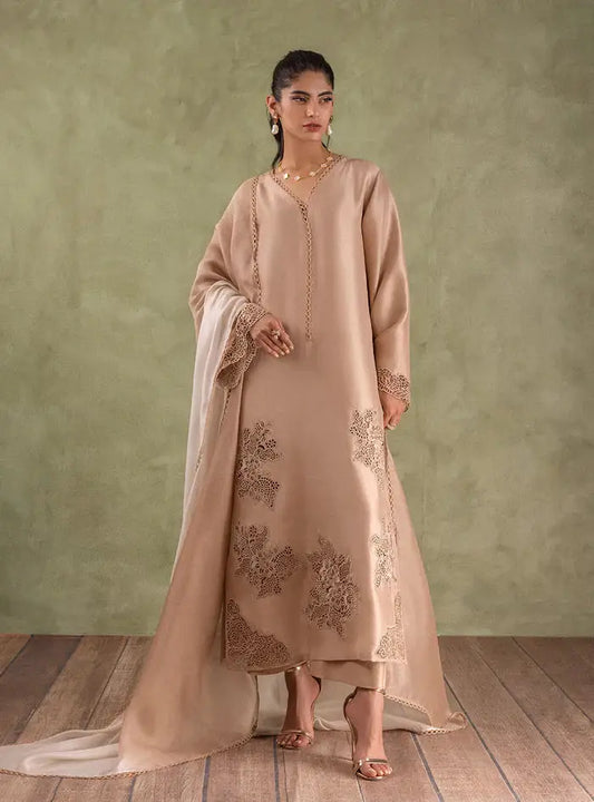 Zainab Chottani | Eid Edit 24 | Coral Champagne - Pakistani Designer Dress - by Zainab Chottani | Type: Formal - 100% Original at Saira Sultan