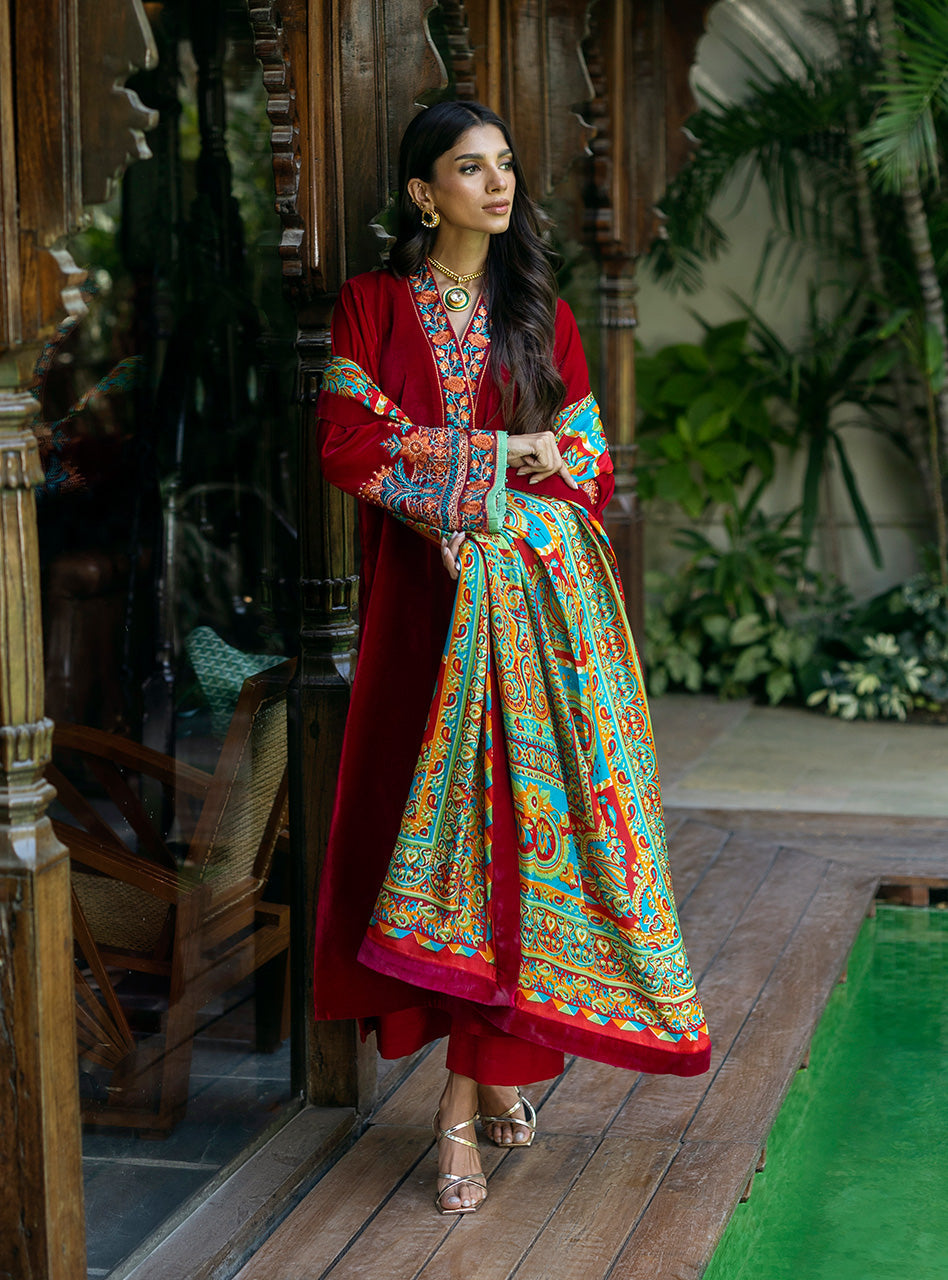 Zainab Chottani | Makhmal Luxe Pret | Shehla L Blood Red Velvet