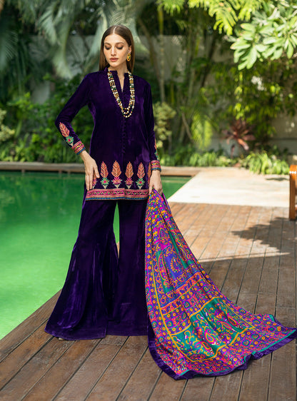 Zainab Chottani | Makhmal Luxe Pret | Habibeh XL Deep Purple Velvet