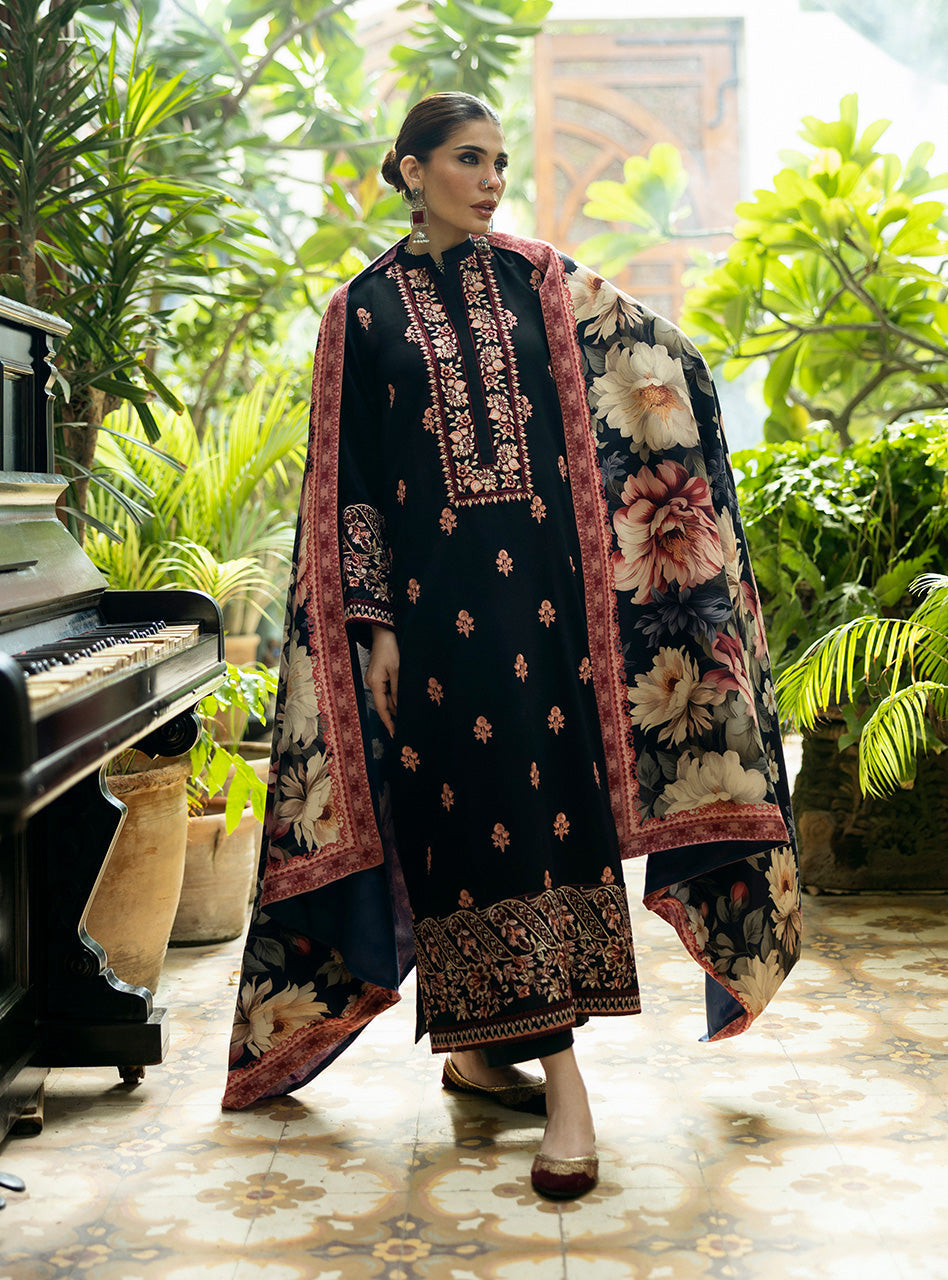 Zainab Chottani | Winter Shawls 24 | Alaya L Black Herringbone