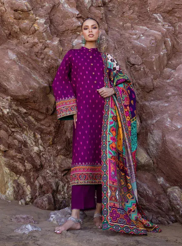 Zainab Chottani | Winter Shawls | Gul - Pakistani Designer Dress - by Zainab Chottani | Type: Luxury - 100% Original at Saira Sultan